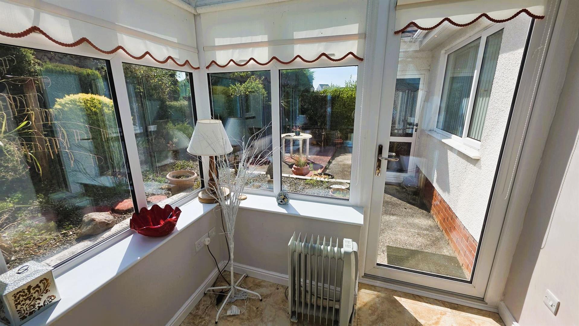 Gwscwm Road, Burry Port, SA16 0BS